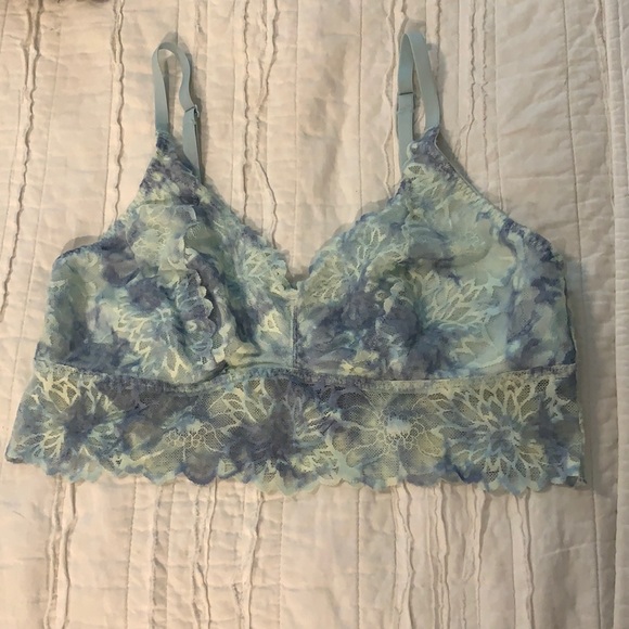 Victoria’s Secret bralette - Picture 1 of 3